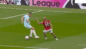 【英超】B费点射绝杀 曼联3比2伯恩利